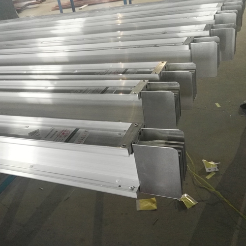 密集型絕緣母線槽.jpg 密集型絕緣母線槽.jpg